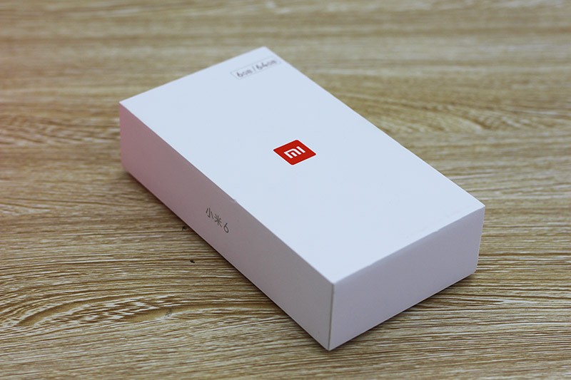 HOT: Mở hộp Xiaomi Mi 6 đầu tiên về Việt Nam ảnh 1