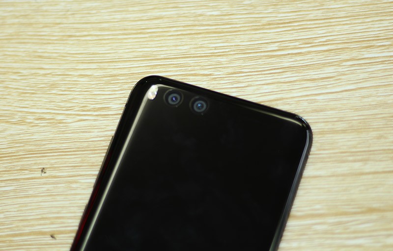 HOT: Mở hộp Xiaomi Mi 6 đầu tiên về Việt Nam ảnh 12