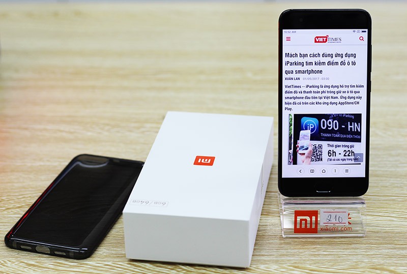 HOT: Mở hộp Xiaomi Mi 6 đầu tiên về Việt Nam ảnh 19