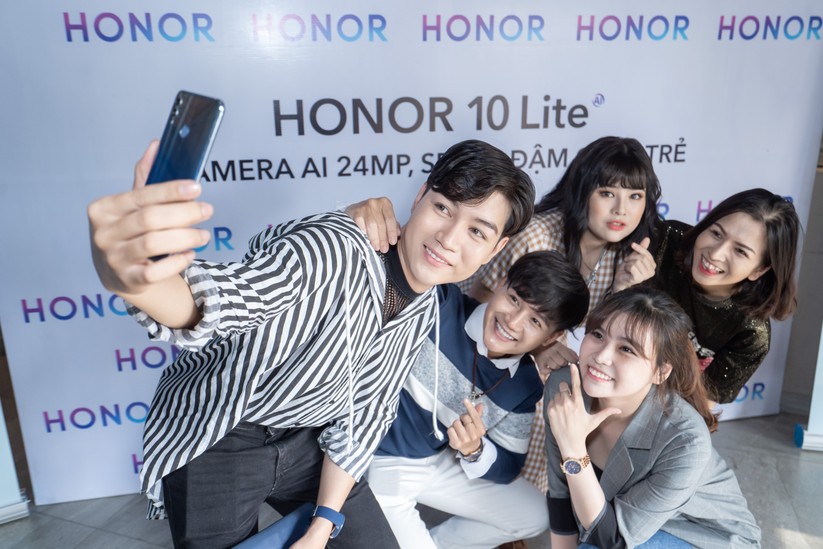 Điện thoại thông minh Honor 10 Lite hứa hẹn đột phá 2019 ảnh 5