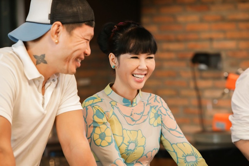 Đầu bếp của những ngôi sao Hollywood cầm cân nảy mực “cuộc chiến” tìm quán quân Top Chef Việt ảnh 3