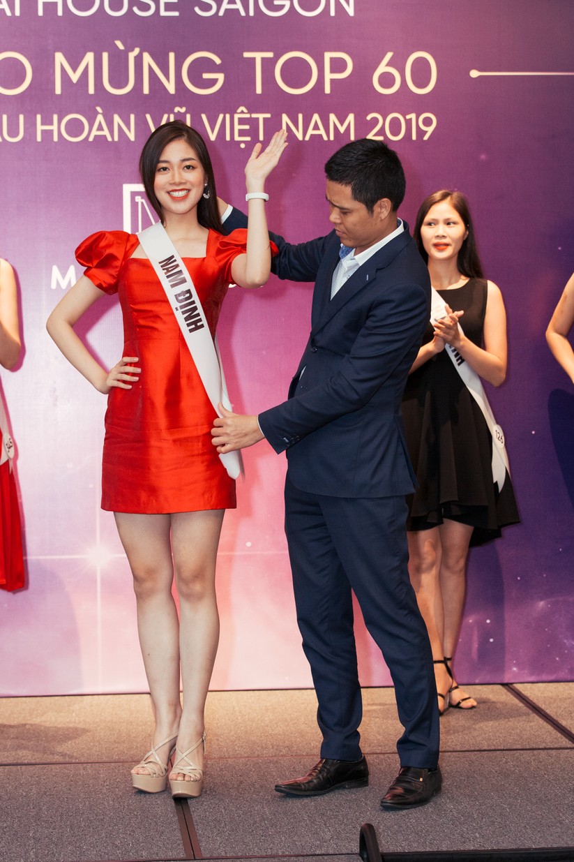 Hoa hậu H’Hen Niê khác lạ với tóc rất dài đua sắc cùng thí sinh Hoa hậu Hoàn vũ ảnh 6