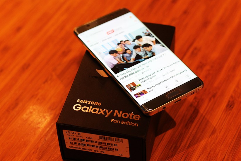 Cận cảnh Galaxy Note 7 tân trang đầu tiên về Việt Nam, giá 15 triệu đồng ảnh 5