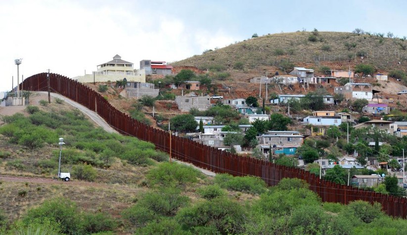 Bài 1: Sự điên rồ nơi biên giới Mỹ - Mexico ảnh 6