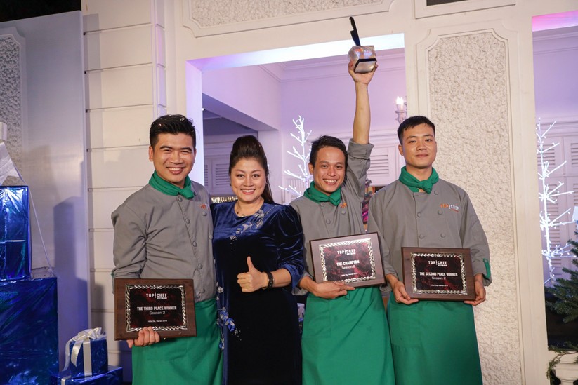 Các giám khảo vui cùng Top 3 của Top Chef Việt Nam 2019 
